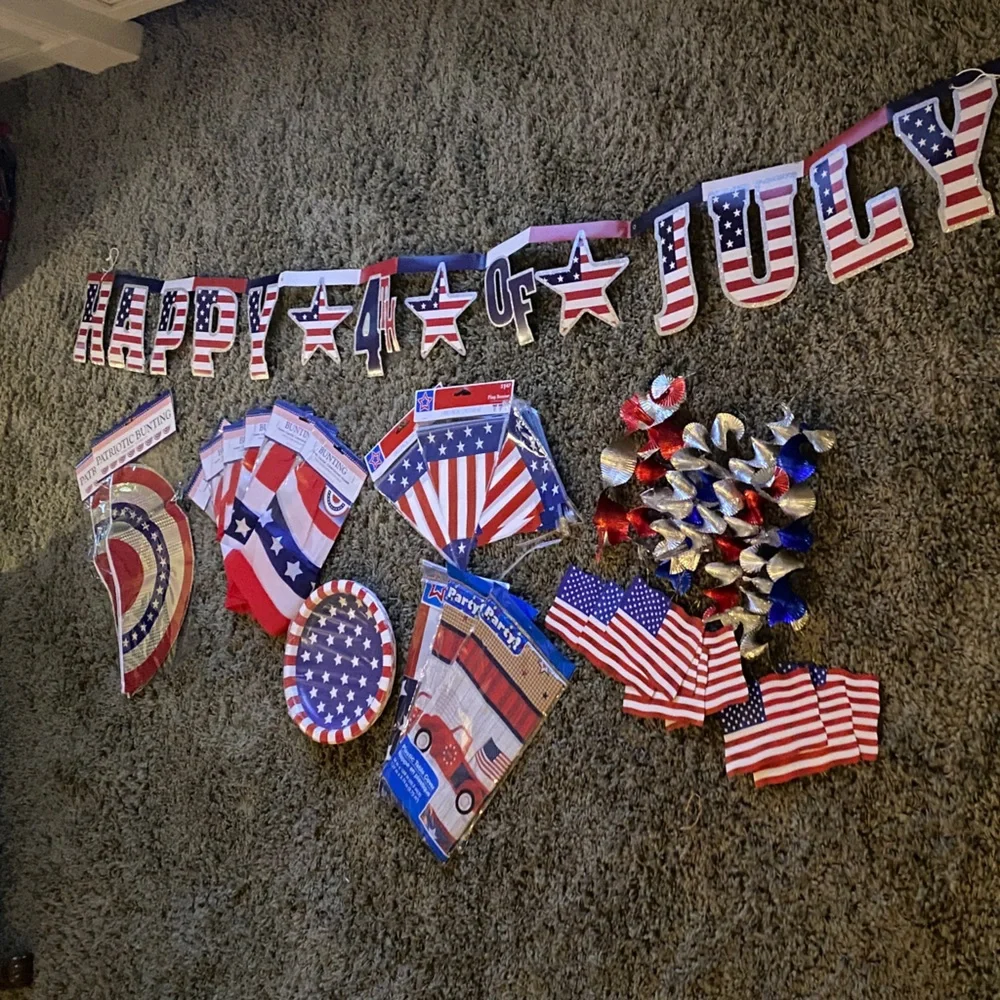 Festive 4th of July Party Decoration Set - Red, White, and Blue
